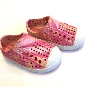 Native shoes pink tie dye size 4